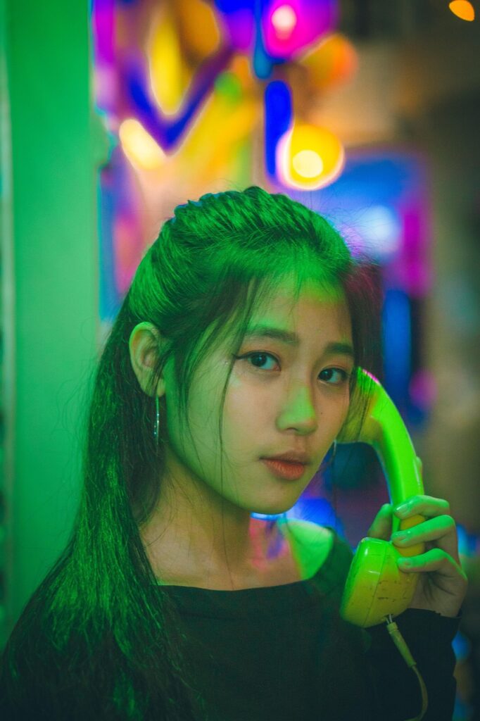 woman, call, telephone, phone, hongkong, potrait, green, led, potrait, potrait, potrait, potrait, potrait