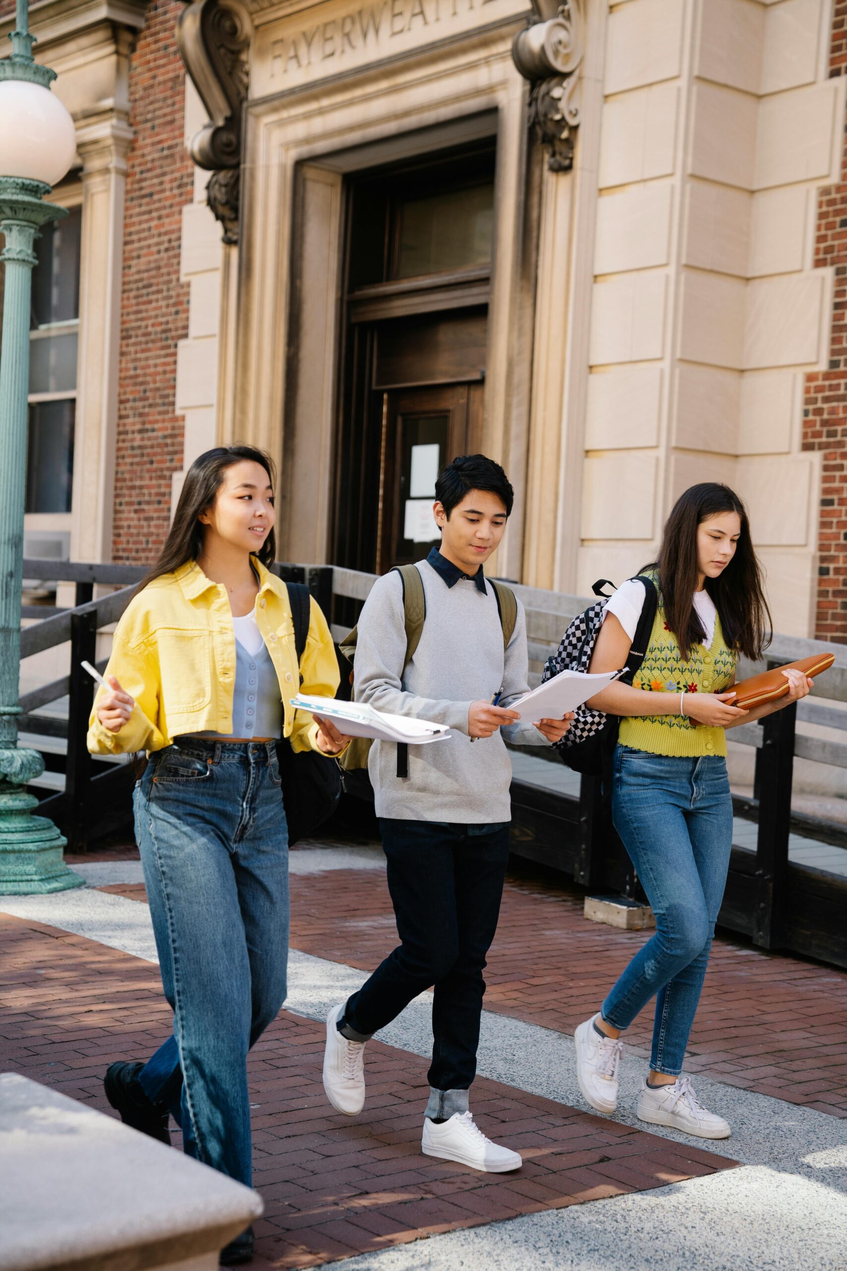 NAFSA Report: Why Fewer International Students Are Choosing the U.S. in 2024